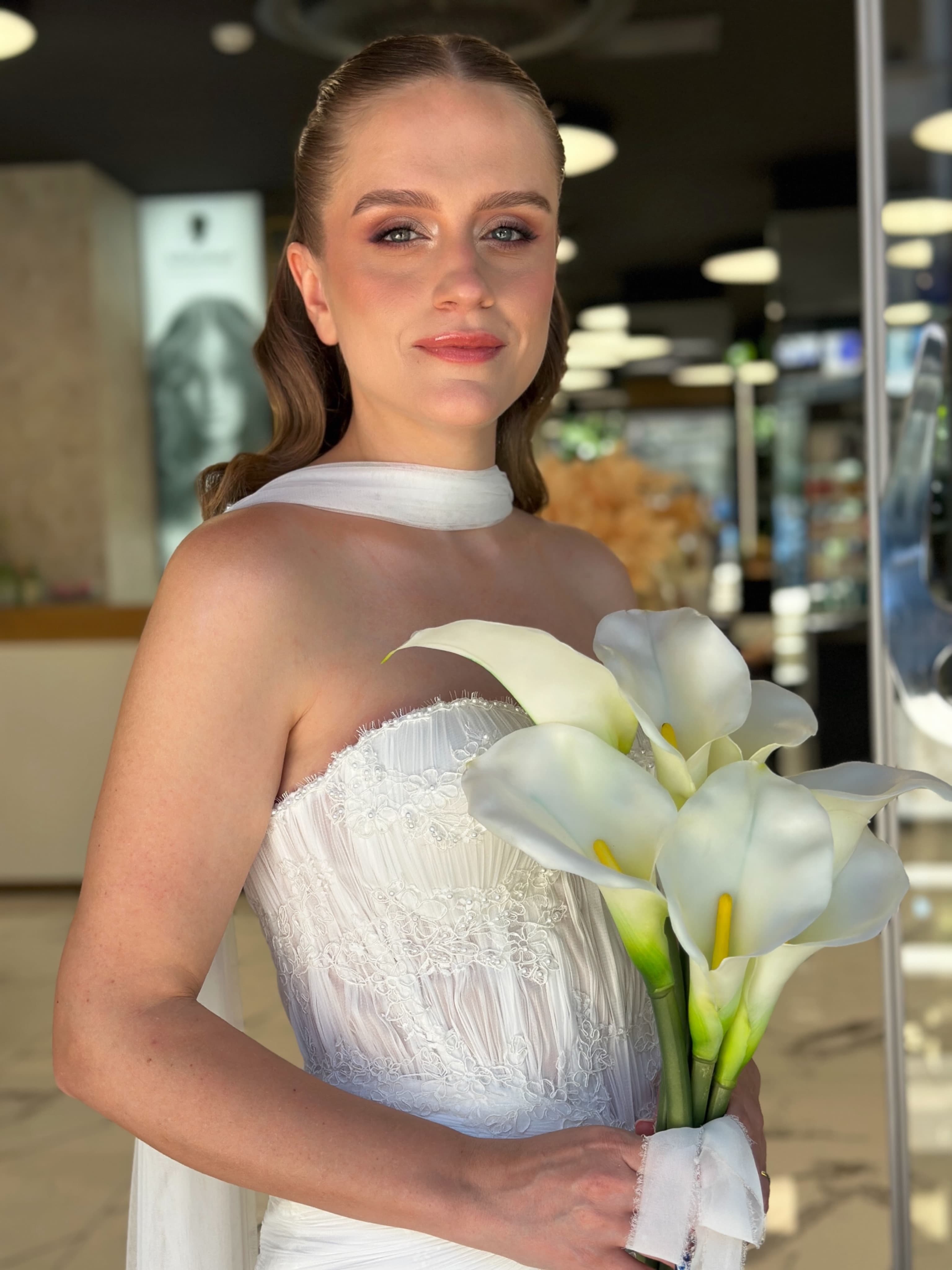 CEYDA 👰🏼‍♀️🤍 • • • • • #makeup #makeuptutorial #bridemakeupartist #bride #glow